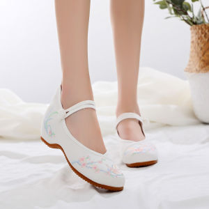 [Free Shipping] New Style Embroidered Shoes With Laces Featuring A Magpie On A Plum Blossom Design Suitable For Traditional Chinese WomenS Wear Hanfu And Square Dancing