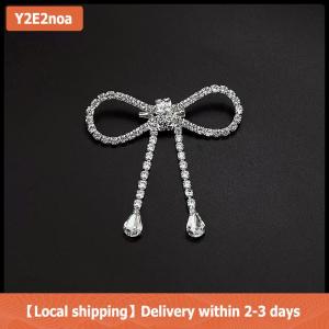 【Local shipping】 Fashion Romantic Sweet Rhinestone Bowknot Brooch Pearl Tassel Buckle Pin Cardigan Coat Sweater Brooches Wedding Accessories