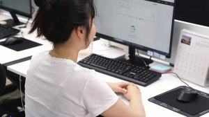 Massage Face Cradle Cushion with Hand Rest Pad Multifunctional Adjustable Face Down Tabletop Massage Kit for Office Desk & Spa Table Bed Portable Ergonomic Memory Foam Face Headrest Pillow - Black