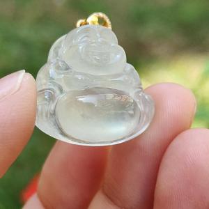 High Translucent Icy Natural Type A Jadeite Jade Set with 18k gold clasp with diamonds as pendant certificate included weigh 5.43 grams measurement 20.3 * 23 * 7.7 mm (18kp17)