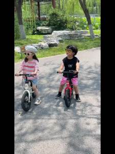 Kids Balance Bike With Training Balance Bike For Kids Pedal-Free Two-in-One Kids Balance Bike With Training