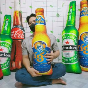 (TẶNG QUÀ) GỐI ÔM CHAI COCA BIA HENIKEN TIGER KHỔNG LỒ MẨU ĐẸP VẢI MỊN CAO CẤP