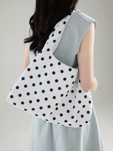 กระเป๋ารักแร้กระเป๋าสะพายไหล่จุดทันสมัยสำหรับผู้นำเทรนด์สะดวกสบายในการพกพาพร้อมช่องอเนกประสงค์