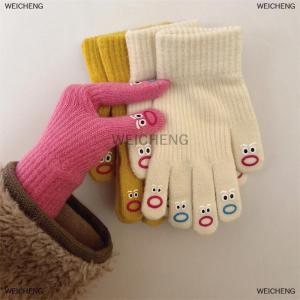 [COD] WEICHENG 1 Pair Womens Funny Facial Expression Knitted Gloves Full Finger Gloves Soft Crochet Mittens Cartoon Expression Driving Glove