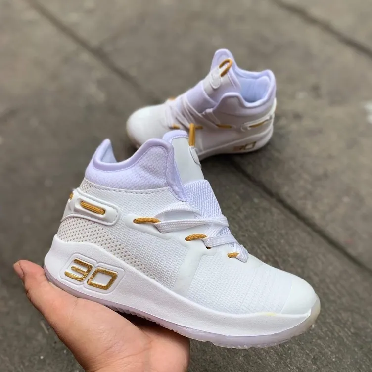 Curry 6 shop kids 30