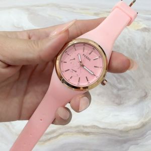 JAM TANGAN WANITA DEWASA TERLARIS BULAN INI BANYAK PILIHAN WARNA NYA CR4536