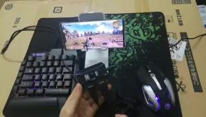 Throne Phantom M1 Makan Ayam Alat Hebat Menekan  Awan Tambahan Perang Terbalik Komputer Kad Truf Set Tetikus Papan Kekunci Bluetooth