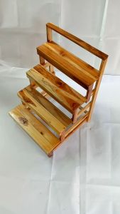 ชั้นวางแคตตัส4ชั้นลงเคลือบเงาป้องกันเชื้อราและรักษาเนื้อไม้กันน้ำกันแดด(ขนาดสูง50ซม กว้าง35ซม ลึก40ซม )แข็งแรงทนทานน้ำหนักเบาเคลื่อนย้ายง่ายทนแดดทนฝนสินค้ามีพร้อมส่ง สินค้าพร้อมใช้งาน สินค้าเป็นงานไม้สักทองแท้💯