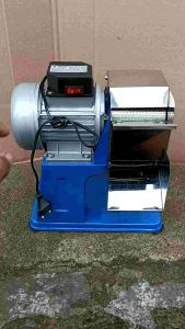 Parutan mesin kelapa listrik corong warna