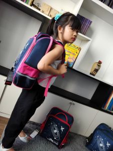 Cặp học sinh tiểu học chống gù Xbags Xb 3104 balo đi học nam cấp 1