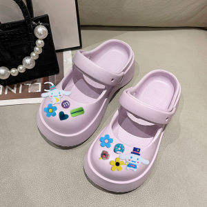 KDAShop สุดว้าววว รองเท้าแตะแบบสวมหัวโต ทรงใหม่แบบหัวมน สวยเก๋ ไม่ซ้ำใคร มีให้เลือก 4 สี แถมฟรี เซ็ทตัวการ์ตูนตกแต่งรองเท้าสุดน่ารัก สวยไม่พักเลยรุ่นนี้