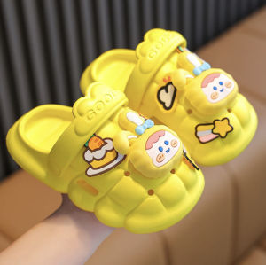 Aysa fashion รองเท้าเด็ก รองเท้ารัดส้นเด็ก รองเท้าหัวโต วัสดุEVA น้ำหนักเบา พื้นนุ่ม มีกันลื่น แต่งตุ๊กตา #sd027