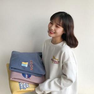 Sweater Lengan Panjang Wanita Gaya Korea Ukuran Besar Atasan Leher Bulat Sablon Huruf Longgar