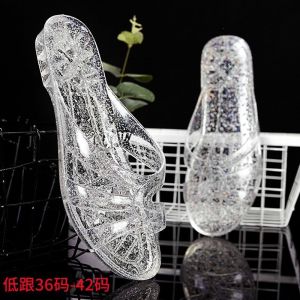 Free Shipping New Crystal Slippers Transparent And Stylish With Thick Soles Non-Slip Odor-Resistant Suitable For Home Use Indoor Summer Bathroom One-Line Plastic Bath Slippers