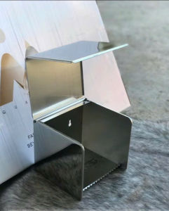 Hộp giấy vuông nhà tắm chất liệu inox 304 tiện lợi hiện đại sang trọng từ thương hiệu Aris Bath