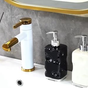 ทรงสี่เหลี่ยม ขวดปั๊ม ขวดปั๊มพลาสติกชีสรีฟิล สำหรับเดินทาง ใส ใช้กับสบู่เหลวแชมพู ภาชนะเปล่า ATTCH