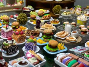 Handmade Miniature Food Lunch Set Tray of Burger and Fries Sausages Sandwiches Drumlets Drinks  Dollhouse Breakfast Western Food Fast Food Singapore Food