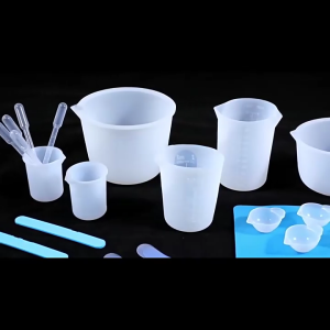 Resin Measuring Cup Tool Set for Various Crafting Needs with Easy to Use Portable Designs and Practical Graduations