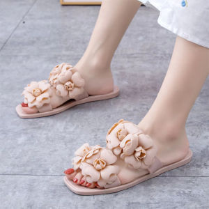 New Womens fashionable flat sandals cute floral trendy sandals rubber non-slip and waterproof sandals suitable for all seasons stylish outdoor sandals beach sandals 0103523