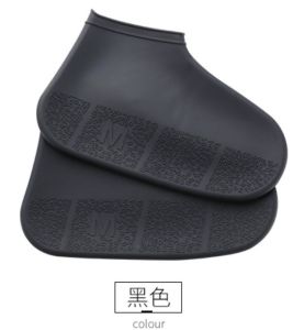 ที่หุ้มรองเท้าทำจากซิลิโคนสวมทับรองเท้าป้องกันความสกปรกจากฝ่นโคลนน้ำและเชื้อโรคต่างๆได้ไม่ต้องซักรองเท้าบ่อยๆ พร้อมส่ง