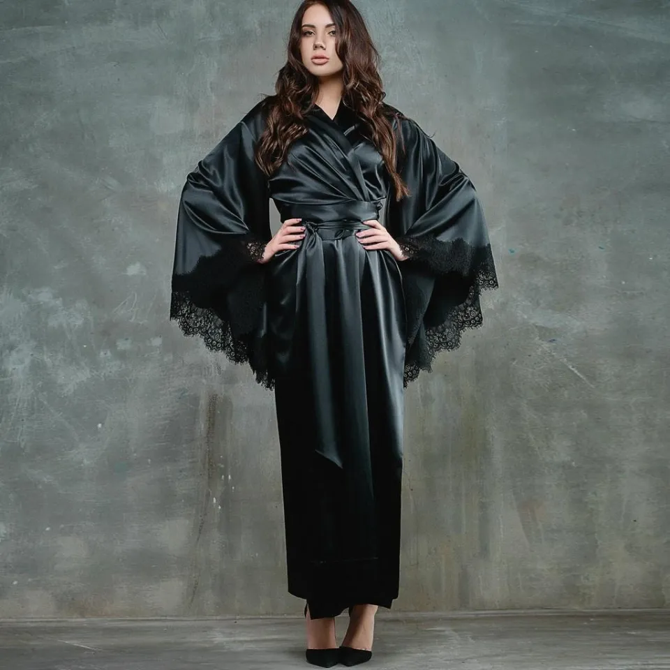Long Black Robe 