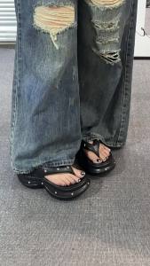 8CM Thick Heel 2025 New Summer WomenS Flip-Flops For Outdoor Wear Thick-Soled Sandals
