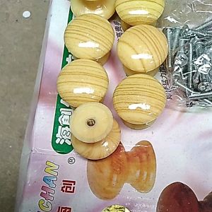 NÚM TỦ TỦ/NỤ NỤ TỦ NHỰA GIẢ GỖ TAY NẮM