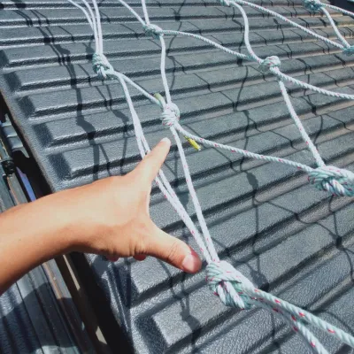ตาข่ายคลุมสินค้า ตาข่ายคลุมคอก ตาข่ายคลุมกระบะ มี 3 ขนาด 2x2 M / 2x3 M / 3x3 M เชือก 5 มิล ตาข่ายรถแค๊ป ตาข่ายคลุมกระบะ 4 ประตู ตาข่าย