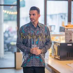 Bodhisattva Batik Pria Lengan Panjang Ukuran M L XL XXL