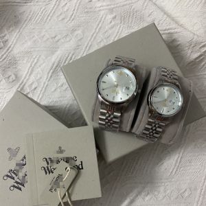 Weiweis Ice Blue Quartz Watch Xiaohongshu Hot Item Steel Band Couples Vintage Style Wristwatch Hot