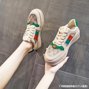 Giày thể thao trắng đế dày bằng da thật giá khuyến mãi cho phụ nữ mùa hè 2024 Giày đa năng mới Giày nữ thường ngày Giày bẩn Giày thể thao sinh viên Mùa hè