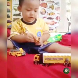Diecast Set Truk Kontruksi Mainan Miniatur Mobil Anak Excavator Truck 1 set isi 4 pcs Mobil Mobilan Diecast Eskavator Working Truck Alat Konstruksi Set 4pcs Keren
