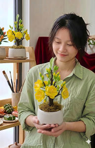Chậu cây hoa Mai - hoa Đào bằng đất sét 22cm