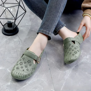 การใส่และถอดของคนขี้เกียจ รองเท้าแตะปิดหัวแบบกลวงพื้นนุ่มกันลื่น