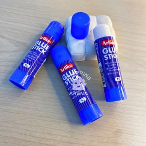 Lem Kertas ARTLINE Glue Stick SATUAN Plastik Plastic Berkualitas Bagus Padat Sticker Perekat Tape Cekat Prakarya Kertakes Crafting Tempel Kuat Strong Kerajinan Craft Gluestick Lengket Lekat Art Seni Kesenian Menempel High Quality Shopping Arena Malang