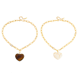 Delicate Resin Heart Necklace Versatile Piece Adjustable Chain For Everyday Or Special Occasions