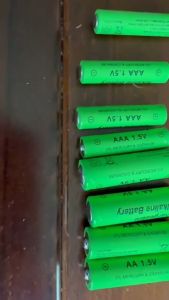 Original New AA/AAA Rechargeable Battery 1.5V 3000mAh/2100mAh alkaline spot inventory
