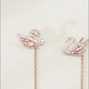 21R DAZZLING SWAN Earrings Diamond Earrings 925 Sterling Silver Earrings Luxury Pearl Earrings Birthday Gift Earrings Dangling Earring Sets Jewelry Rhinestone Earrings Womens Earrings