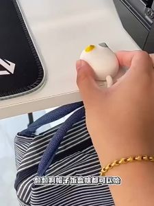 Set 2 móc treo đồ dưới bàn hình đuôi mèo dán bàn tiện dụng