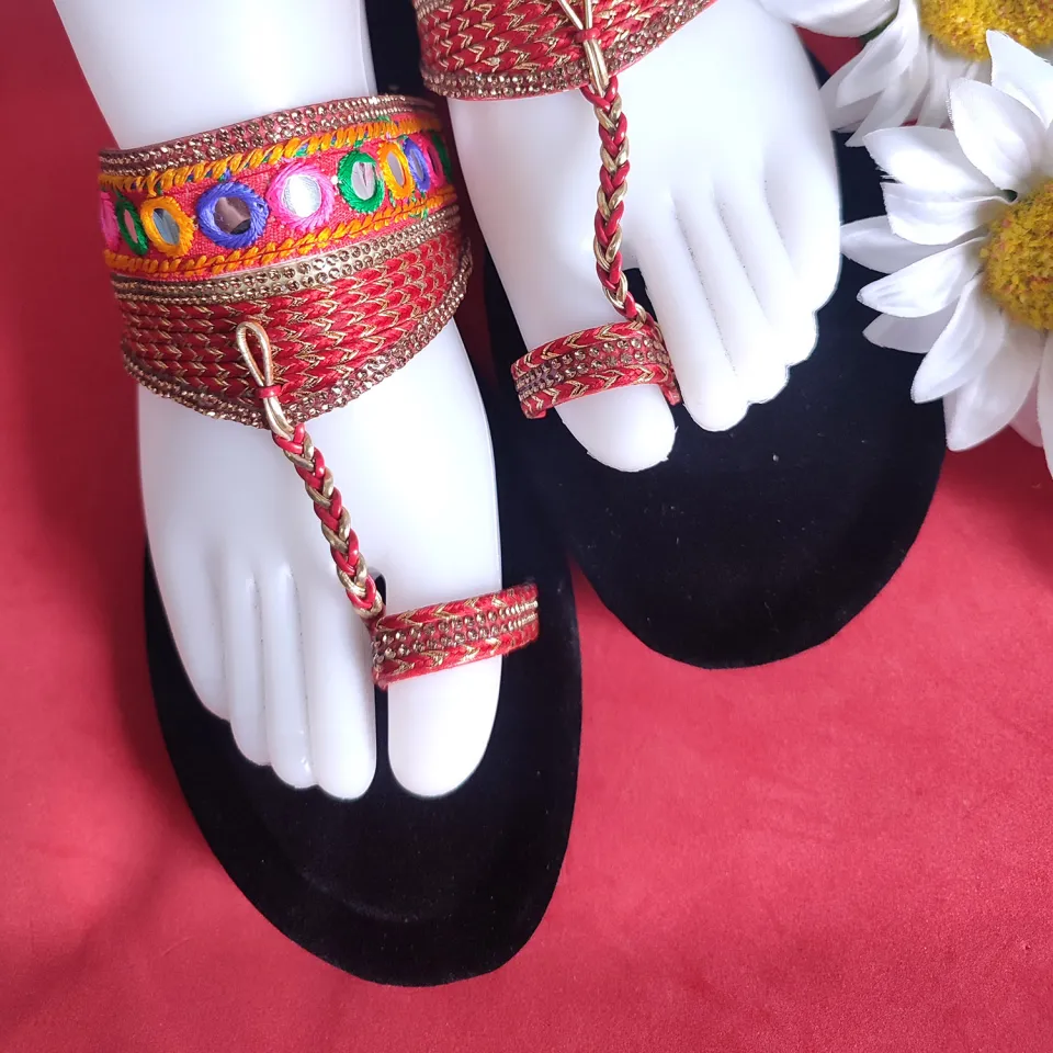 Buy Womens Flats - Sandals, Ethnic - Indian Shoes, Size - 9 at Amazon.in