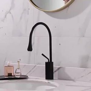 New Basin Faucet Single Lever 360 Rotation Spout Moder Brass Mixer Tap for Kitchen or Bathroom Basin Water Sink Mixer Gold Brush