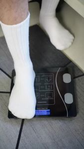 Cân sức khỏe điện tử thông minh 180kg có thể kết nối với điện thoại dễ sử dụng