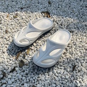 Free Shipping Outdoor Lightweight Breathable And Hollowed-Out EVA Sandals With A Unique Design Suitable For Wading And Stream Trekking Featuring A Non-Slip Sole And Designed As Beach Sandals For Both Men And Women