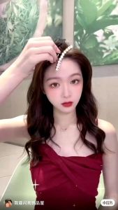 ReadyStock 7.5cm Rhinestone Pearl Mesh Middle Hair Claw Clip Elegant Hair Clip HairAccessories时尚AB款水钻珍珠网纱中抓夹气质鲨鱼夹发夹发饰头饰