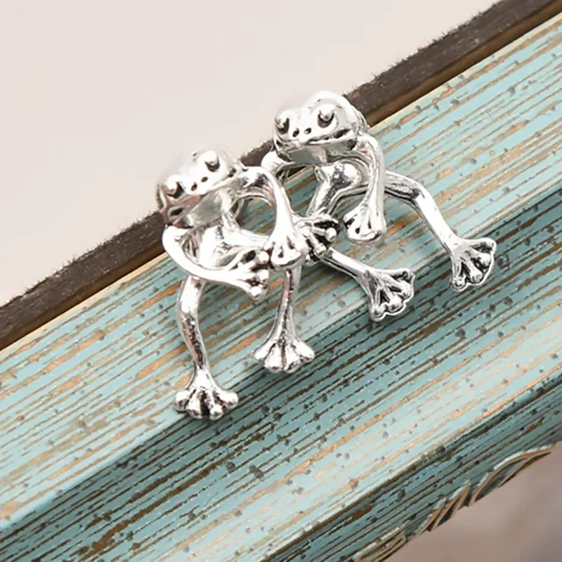 1Pair Cute Cat Frog Earrings for Women Men Funny Animal Stud