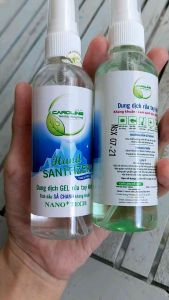 Combo 2 chai xịt khử khuẩnvệ sinh tayquần áo Caroline tinh dầu sả chanh chính hãng.