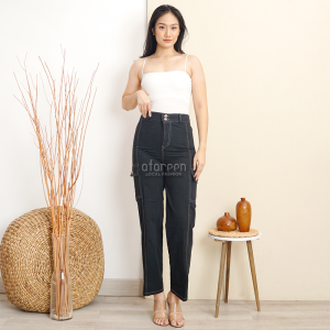 AFAREEN Celana Jeans Cargo Kulot Cargo Wanita Highwaist Pinggang Karet Jeans Cargo Hitam