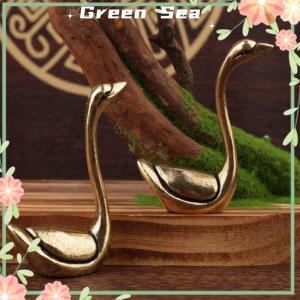 Green sea Funny Cat Brass Small Ornament Home Office Desktop Kitten Figurines Handmade Tabletop Copper Animal Sculpture Decoration Crafts