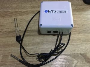 ระบบรดน้ำต้นไม้ Smart Farm IoT Soil/Temp Sensor วัดความชื้นในดินและอุณหภูมิ หัวแสตนเลส เชื่อมต่อผ่าน Wifi by IoT Phuket Lab