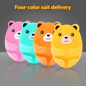 Bốn cái móc Móc gắn tường gấu dễ thương cho phích cắm điện và phụ kiện